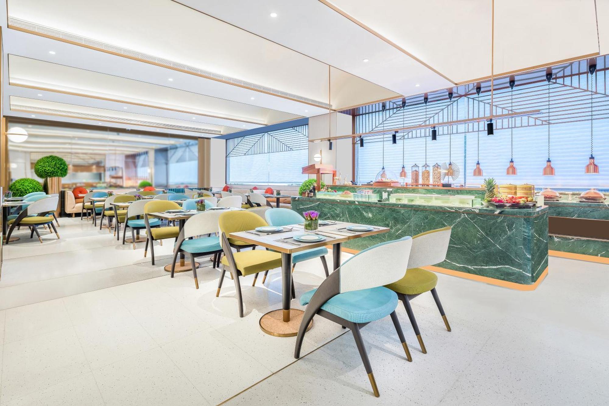 Citadines Xujiahui Hotel 4*